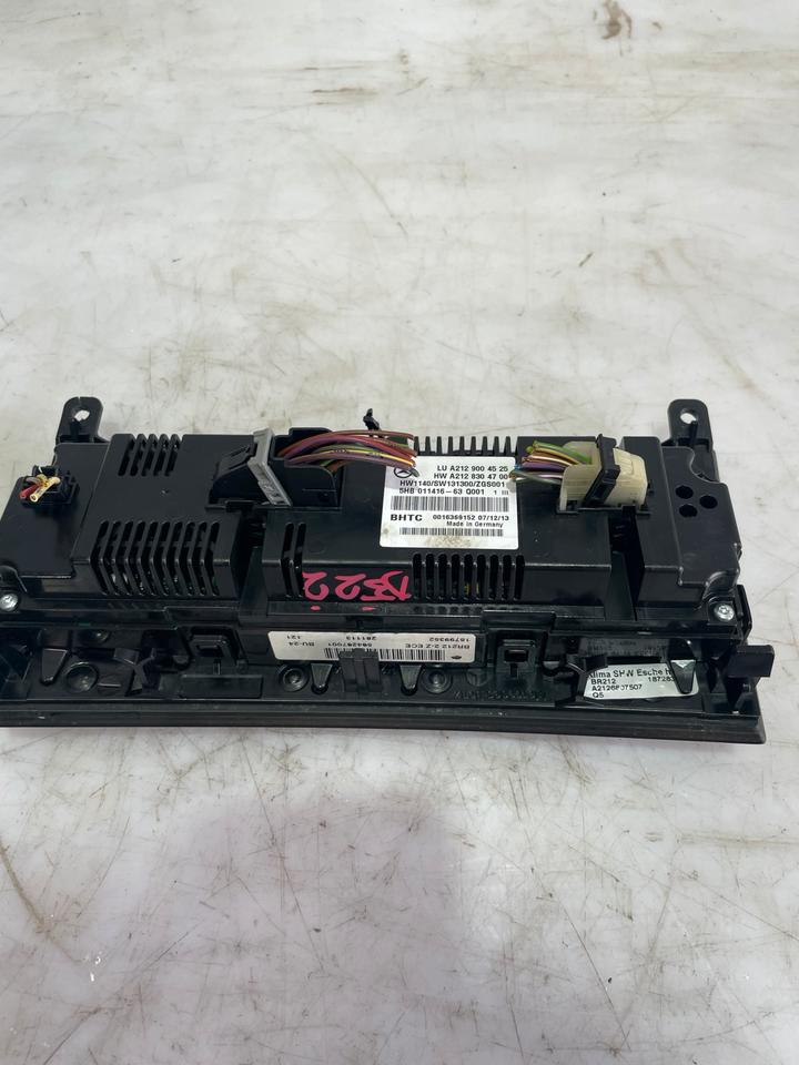 Mercedes E klasse W212 Klimabedienteil Klimaanlage A2129004525 – Bild 6