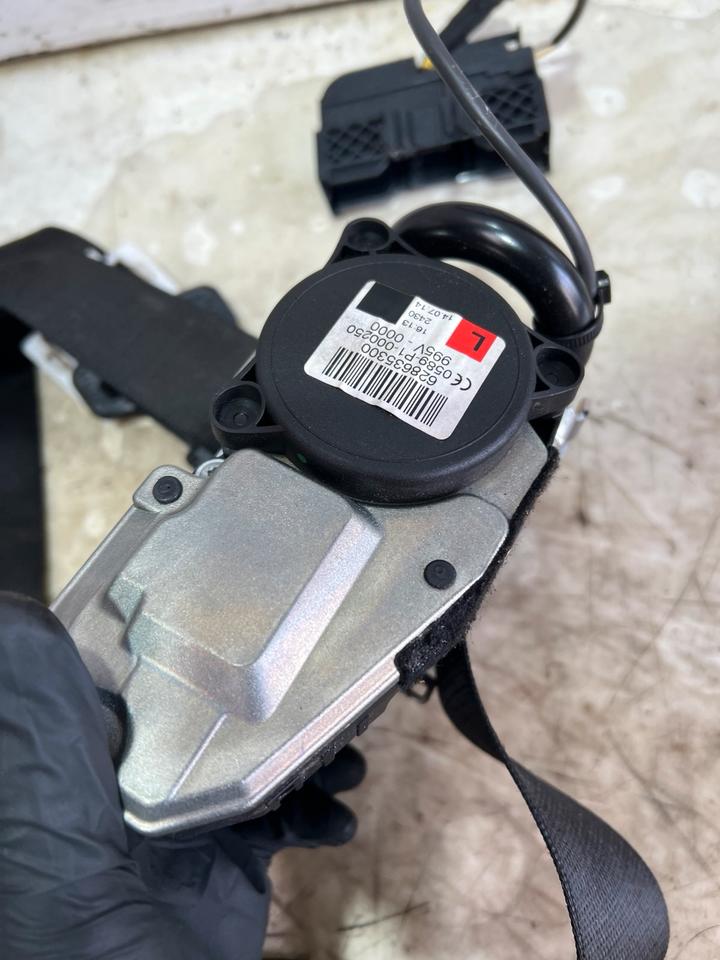 BMW 6er F06 Sicherheitsgurt Gurt Gürtel Vorne Rechts – Bild 13