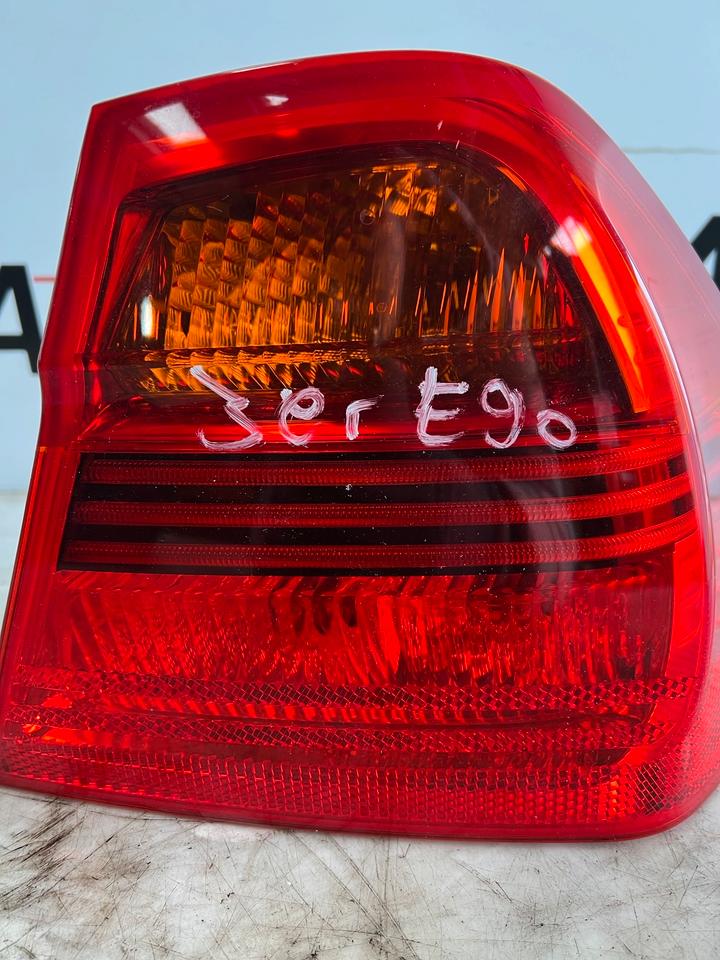 BMW 3er E90 Heckleuchte Rückleuchte Hinten – Bild 11