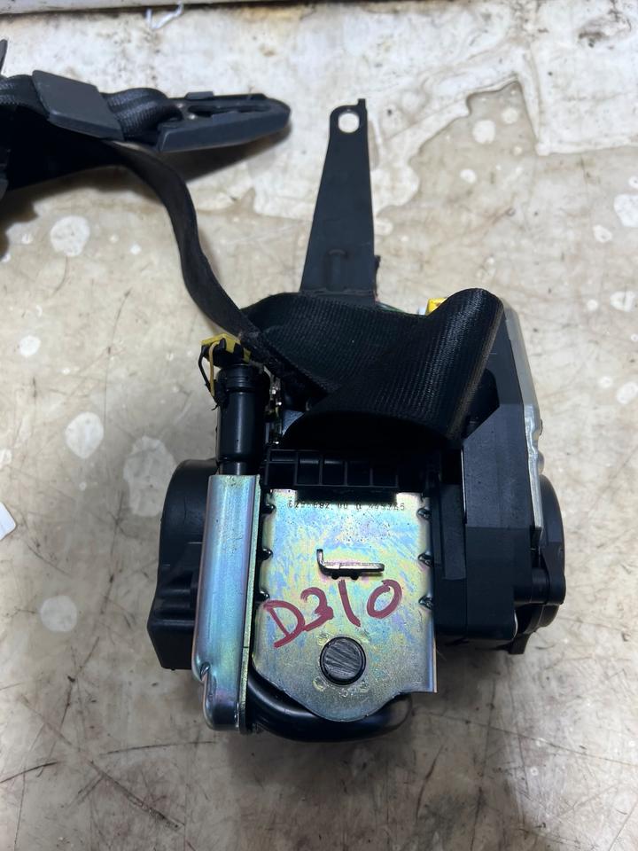 Audi A4 B9 8W Sicherheitsgurt Gurt Vorne 629855400 629855300 – Bild 3