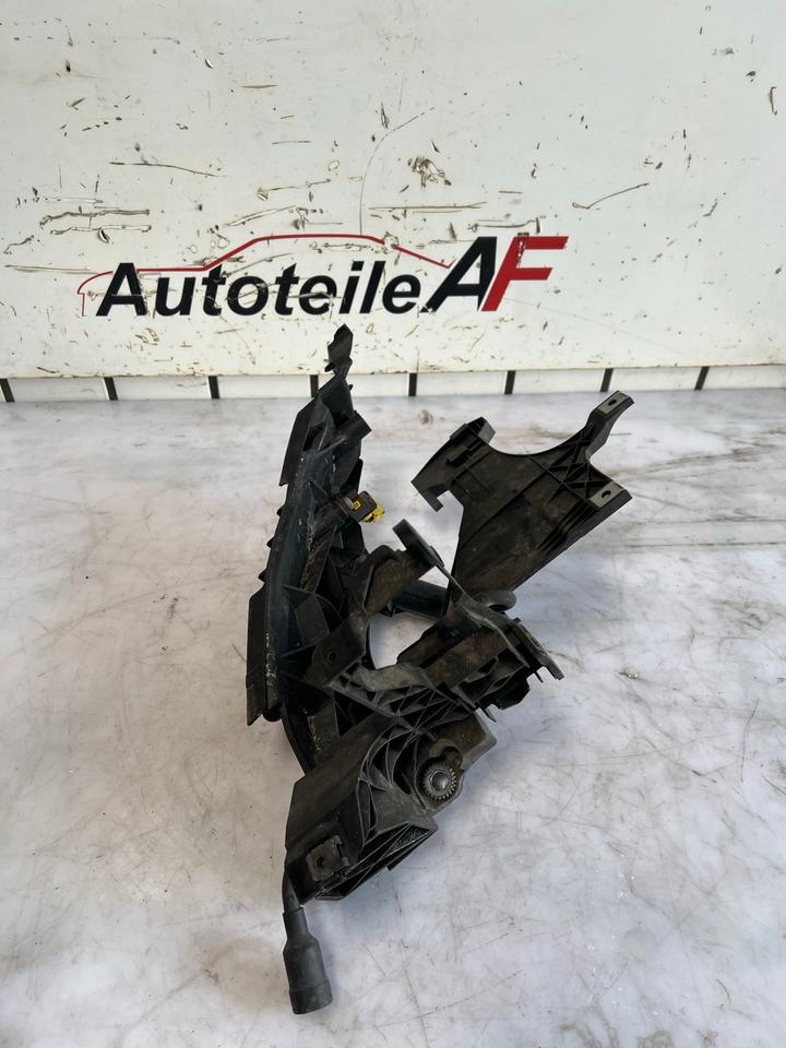 Audi A5 8T Facelift Scheinwerfer Aufnahme 8T0805607B 8T0805608B – Bild 2