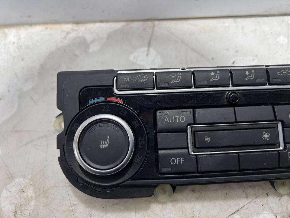 VW Passat B7 3C Klimabedienteil Heizungsregulierung 5K0907044 – Bild 3