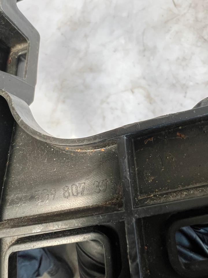 VW Golf 7 VII Soßstange Halter Träger Hinten 5G9807375 5G9807376 – Bild 15