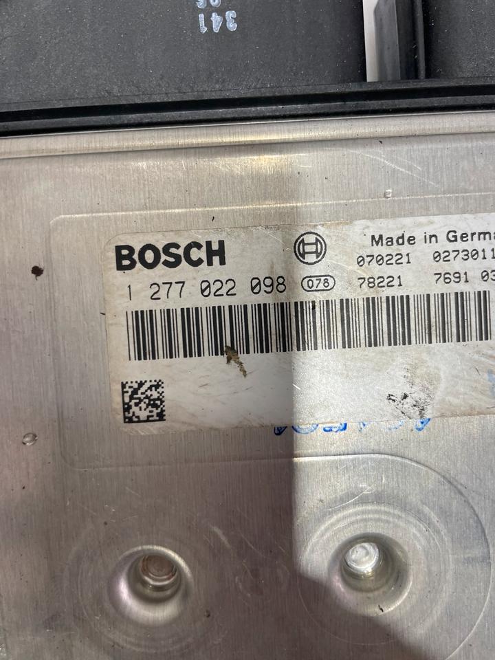 BMW 5er E60 E61 Motorsteuergerät Steuergerät 1277022098 – Bild 3