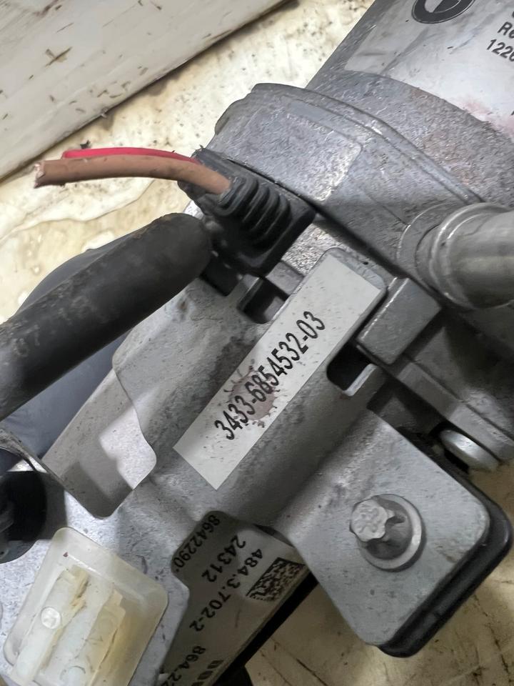 BMW 6er F01 F06 F10 Unterdruckpumpe Vakuumpumpe 6797749 – Bild 7