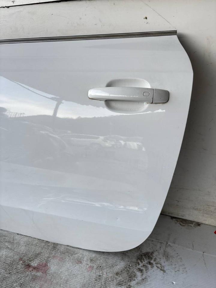 Audi A5 S5 8T 8F Tür Fahrertür Tür Vorne Links Komplett LY9C – Bild 3