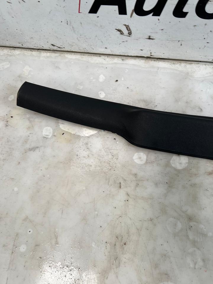 Mini Cooper R55 R56 R57 Blende Heckklappenverkleidung 7148907 – Bild 4