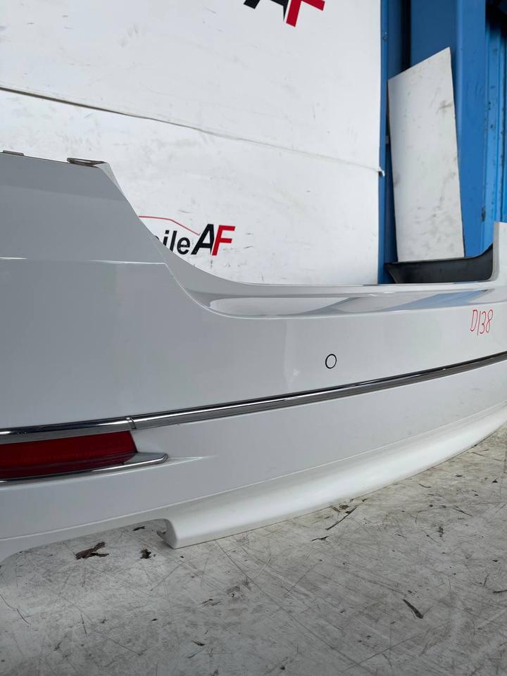 BMW 5er F10 LCI Facelift Heckschürze Stoßstange Hinten 300 – Bild 5