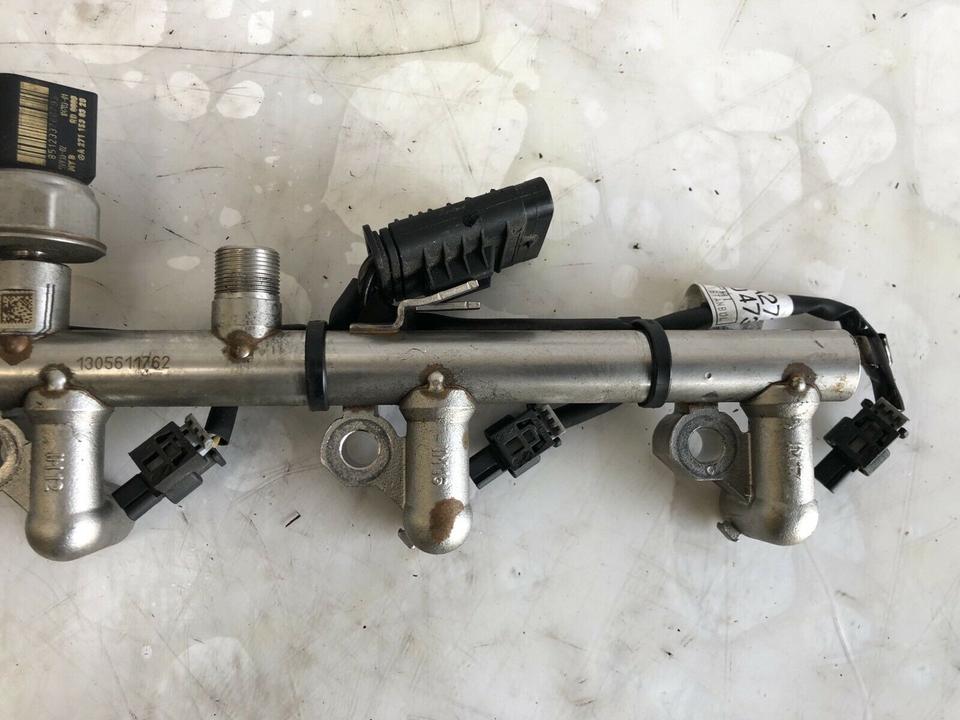 Mercedes W204 W212 Einspritzleiste A2710705195 – Bild 5