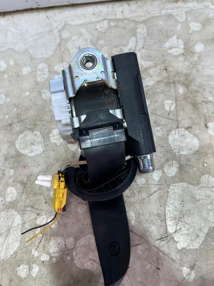 VW Passat B6 3C Sicherheitsgurt Gurt Vorne 3C1857706S – Bild 3