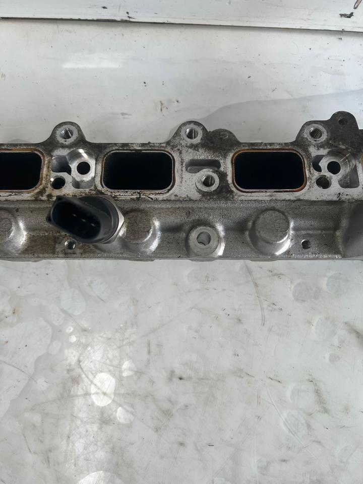 VW Golf 5 V Lufteinlass Krümmer GK00266 – Bild 3