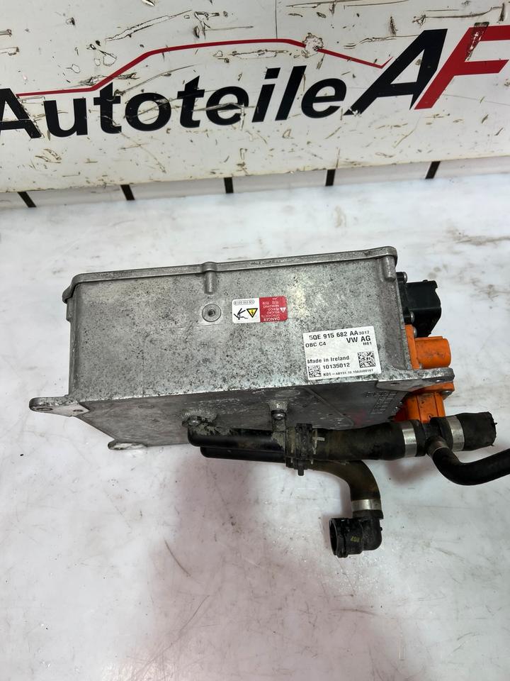 Audi A3 8V Ladegerät Hochvoltbatterie Batterie 5QE915682AA – Bild 5