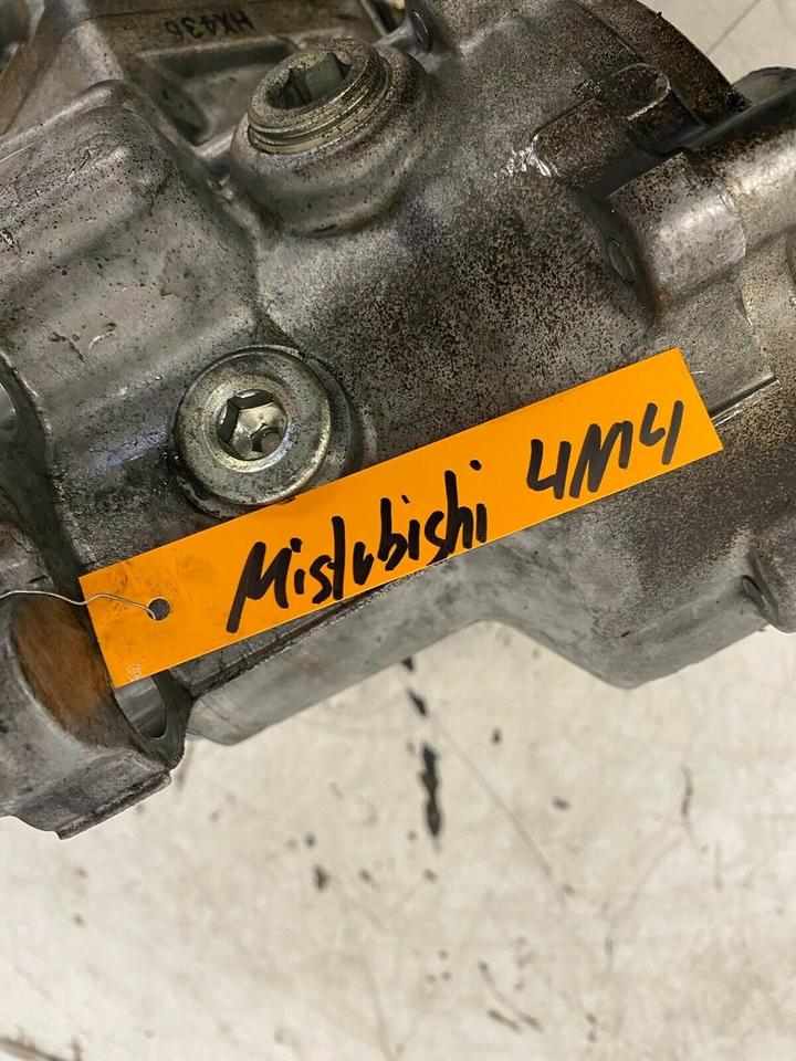Mitsubishi Outlander III 2.2 DID 4x4 Verteilergetriebe Getriebe – Bild 9