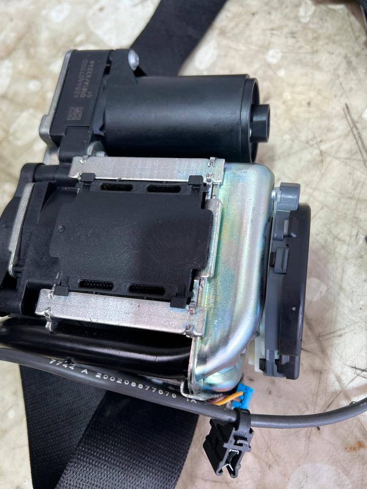 BMW 6er F06 Sicherheitsgurt Gurt Gürtel Vorne Rechts – Bild 15