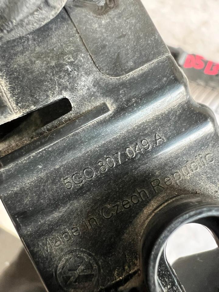 VW Golf 7 VII Stoßstange Halter Vorne 5G0807049A 5G0807050A – Bild 9