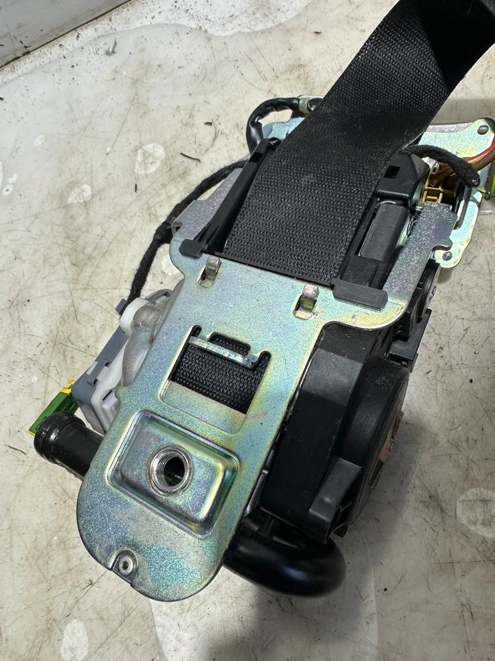 Mercedes E-Klasse W212 Sicherheitsgurt Gurt Vorne – Bild 18