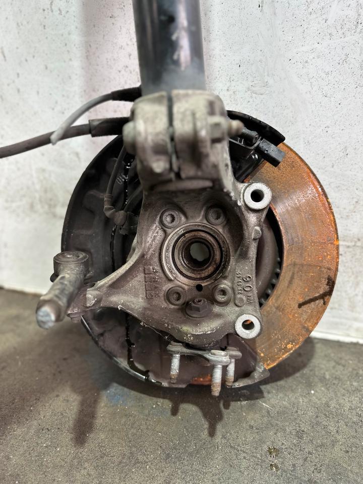VW Passat B6 R36 Achsschenkel Radnabe Stoßdämpfer Vorne Links – Bild 5