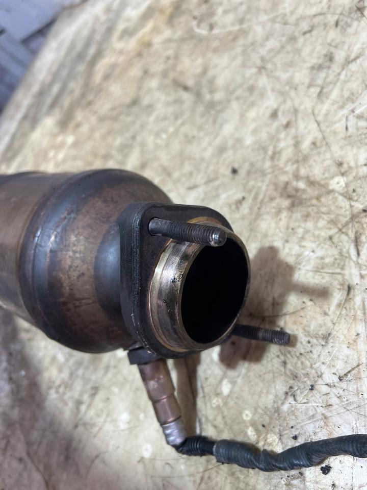 BMW 5er E60 E61 4.0 N62B40 Katalysator Kat 7547431 – Bild 20