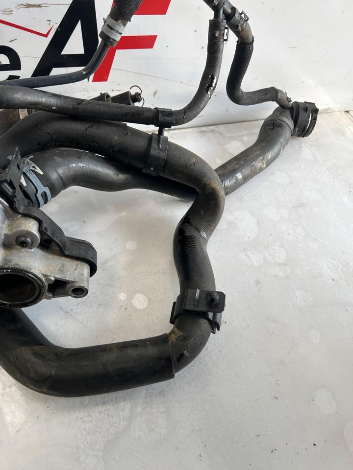 VW Golf 7 VII Wasserpumpe Kühlmittelpumpe 04E121042 – Bild 8