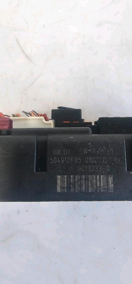 Mini Cooper Countryman R60 Stromverteiler Sicherungskasten – Bild 5