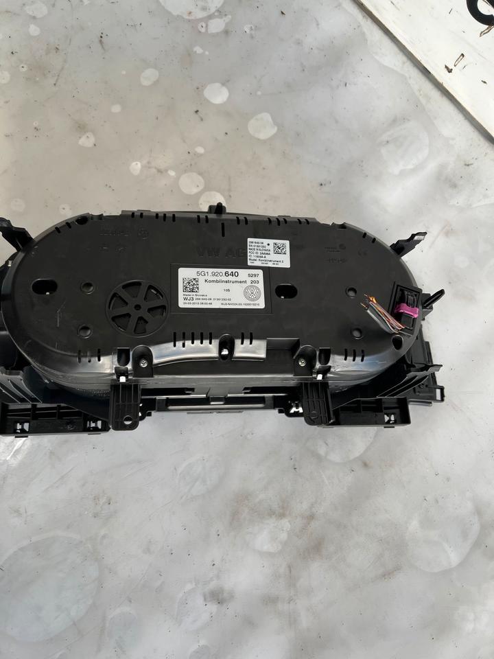 VW Golf 7 VII Tacho Tachometer Kombiinstrument 5G1920640 – Bild 6