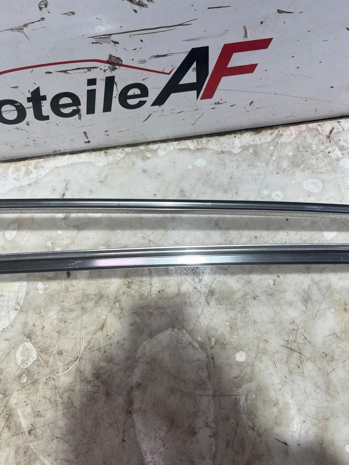 Mercedes E-Klasse W212 Fensterleiste Blenden A2126900780 – Bild 2