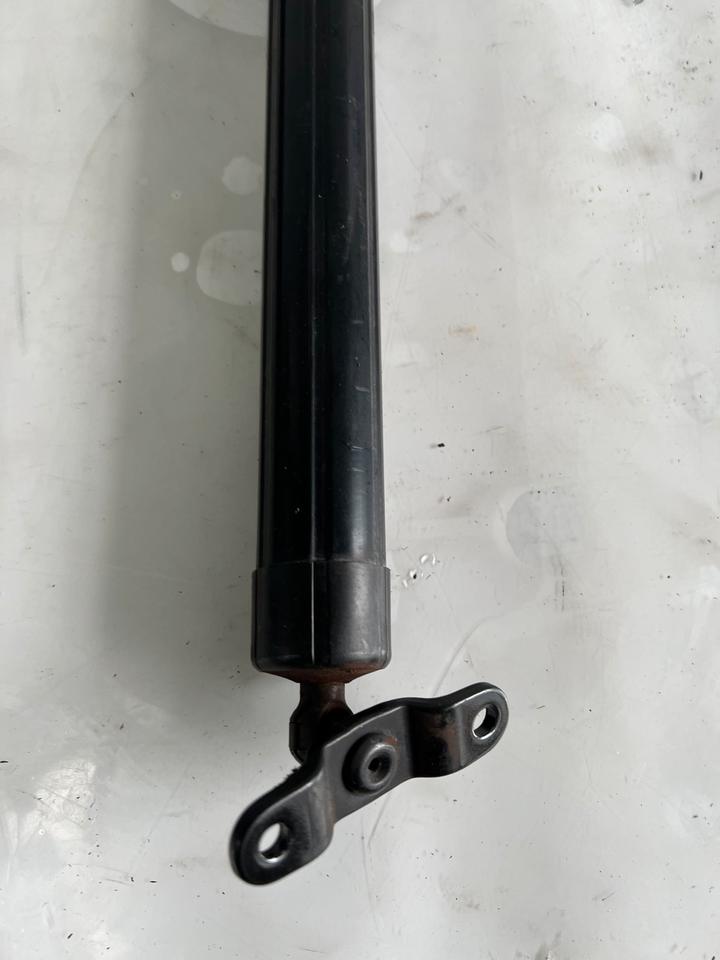 VW Sharan 7N Gasdruckfeder Links Rechts 7N0827711 7N0827712 – Bild 8