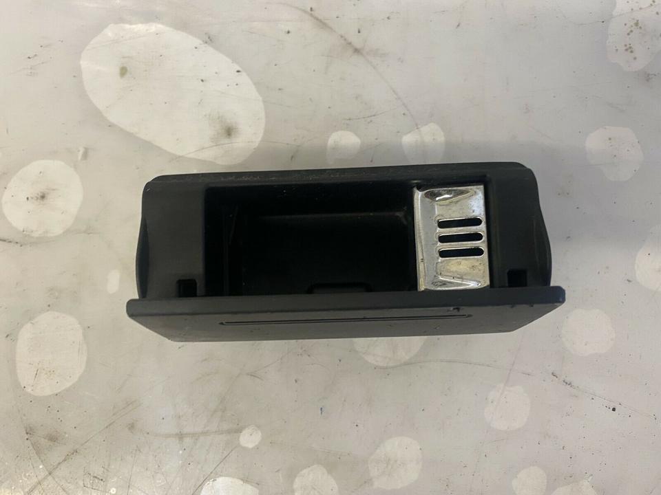 Audi A6 4F Aschenbecher Zigarettenanzünder Ablage 4B0857406 – Bild 4