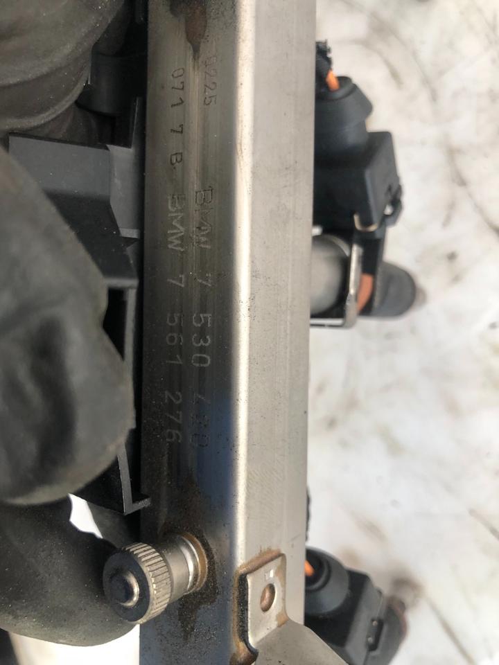BMW E87 E90 E91 Einspritzleiste Einspritzdüse Düse 7561277 – Bild 4