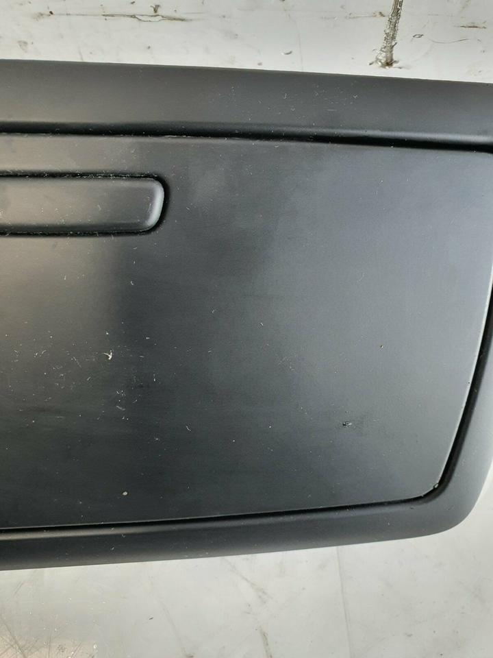 BMW E87 LCI Ablagefach Handschuhfach 9211788 – Bild 7