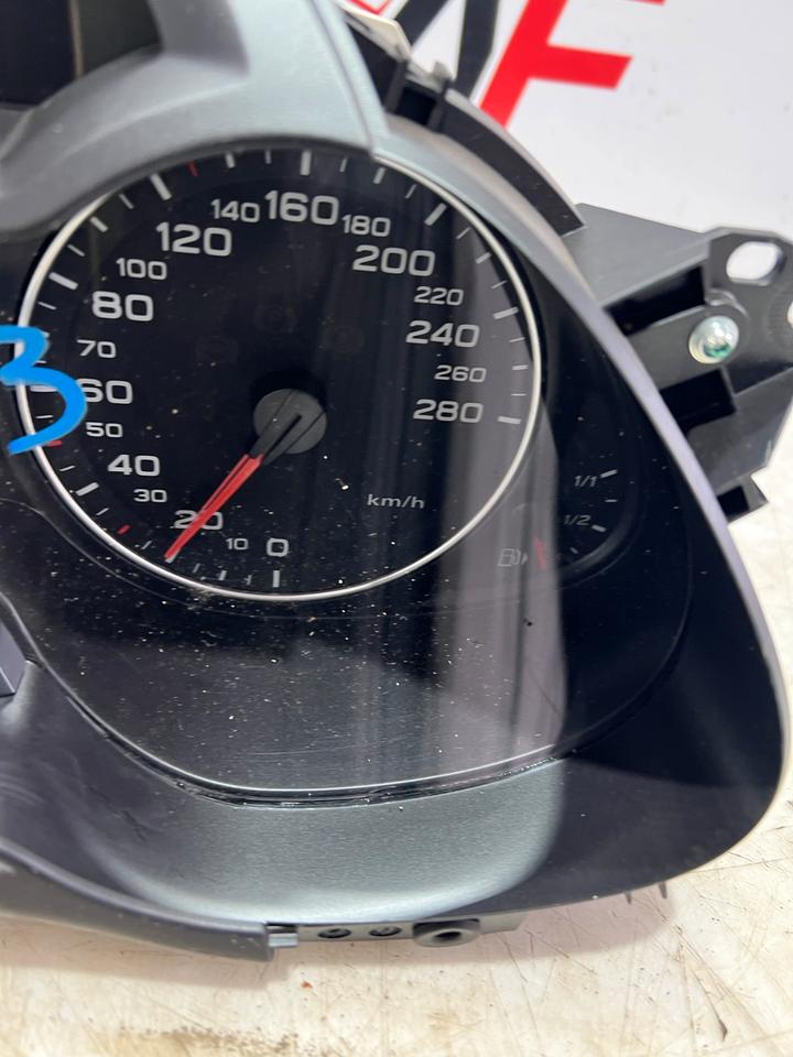 Audi A4 B8 8K Tacho Tachometer Kombiinstrument 8K0920930B – Bild 4