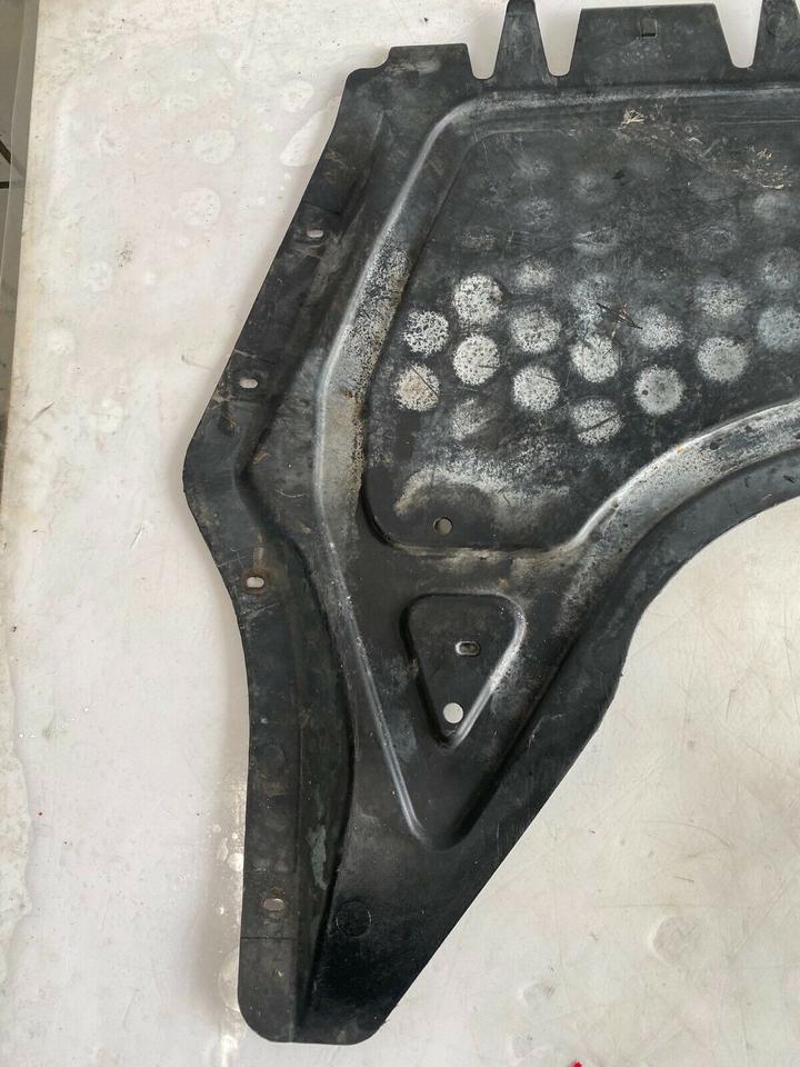 Audi A3 8P VW Skoda Unterfahrerschutz Verkleidung Vorn 1K0825237J – Bild 3