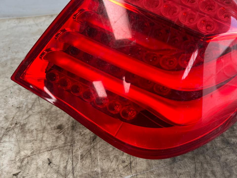 BMW 7er F01 F02 Rückleuchte Heckleuchte Hinten Rechts – Bild 4