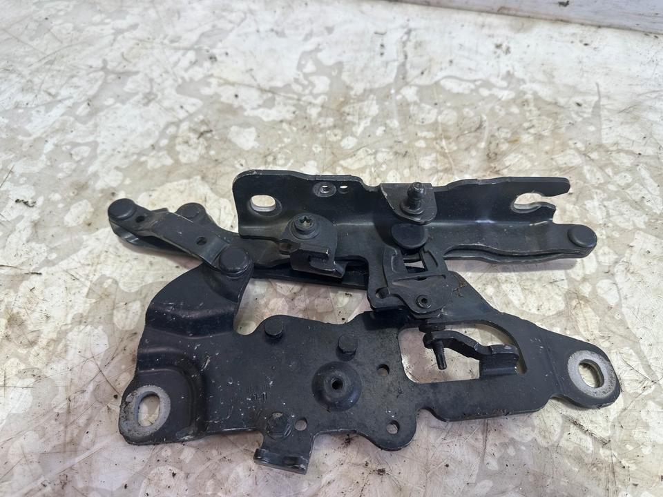 BMW 5er F10 F11 Motorhauben Scharniere 7249888 7249887 – Bild 10