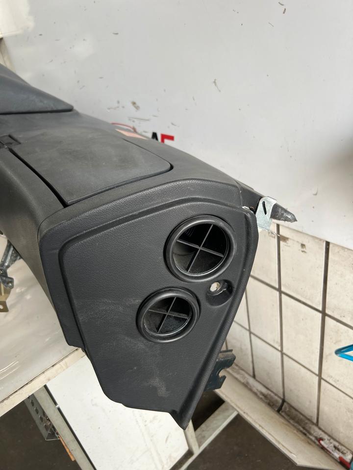 BMW 8er E31 850Ci Armaturenbrett Cockpit Vorne Mittelkonsole – Bild 4