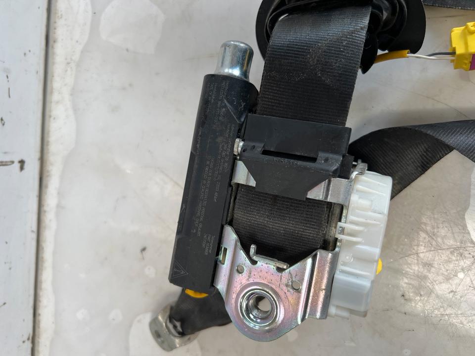 VW Tiguan 5N Sicherheitsgurt Gurt Vorne Rechts 5N2857706 – Bild 6