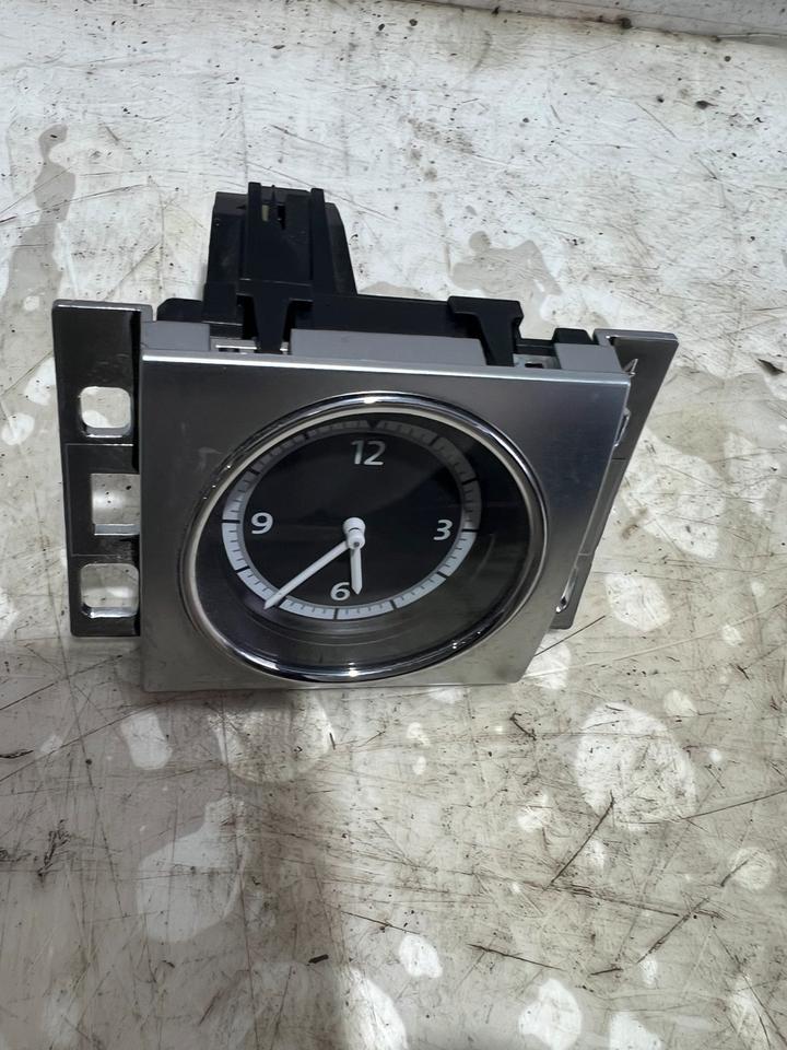 VW Passat CC Analoguhr Clock Uhr Armaturenbrett 3C8919204A – Bild 2