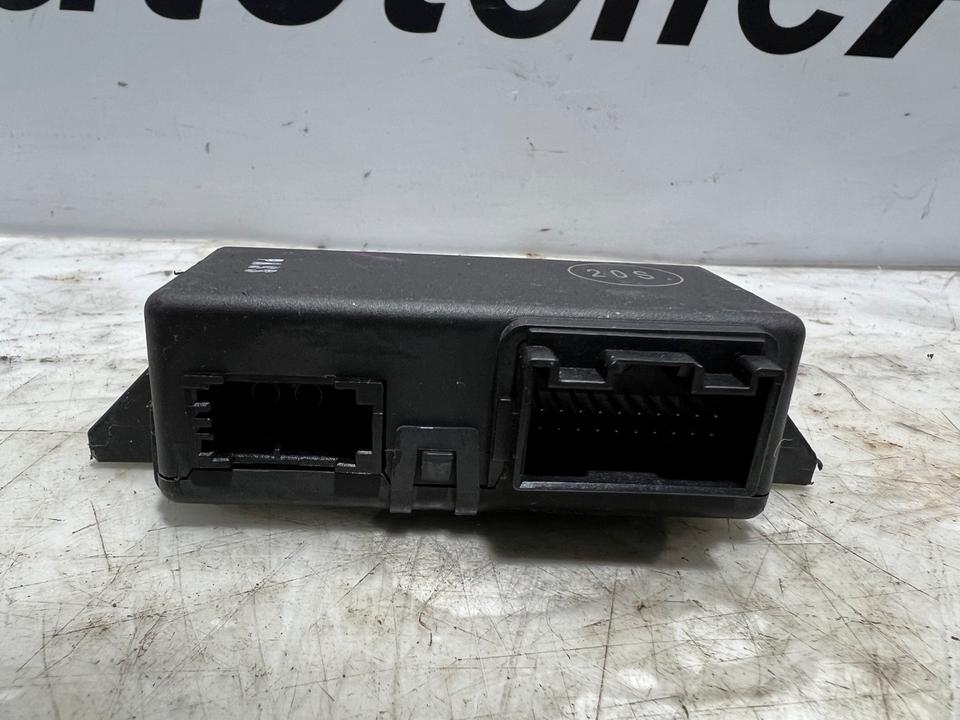 Audi A1 8X Gateway ECU Modul Steuergerät 8U0907468A – Bild 2
