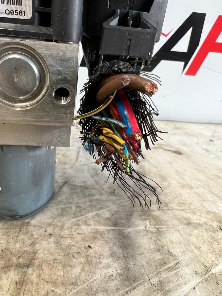 BMW 5er F10 F11 Hydraulikblock ABS Block 6851374 – Bild 7