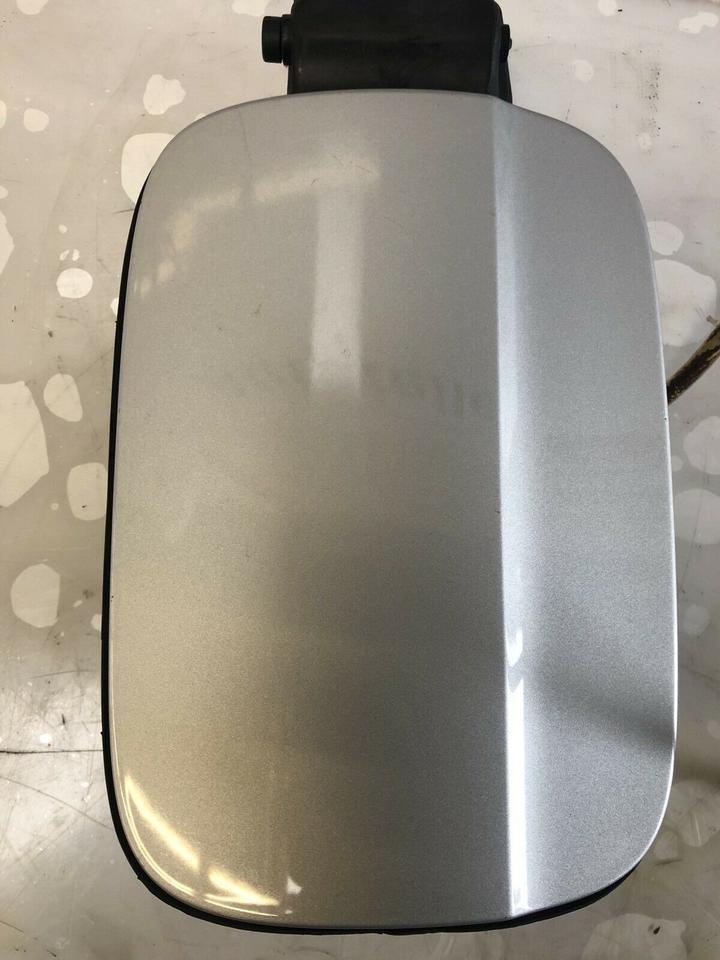 Audi A4 B8 8K Tankklappe Tankdeckel 8K0809999 LX7W – Bild 5