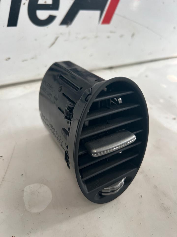 Mercedes SLK R171 Seitendüse Luftdusche Luftdüse Düse A1718300154 – Bild 5