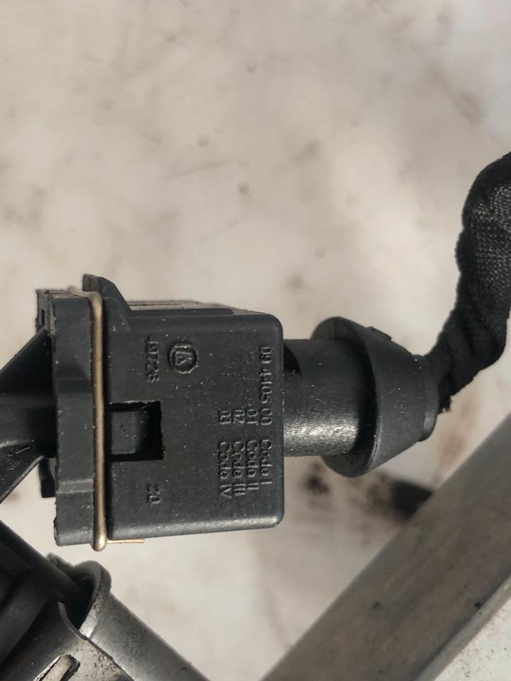 BMW E87 E90 E91 Einspritzleiste Einspritzdüse Düse 7561277 – Bild 7