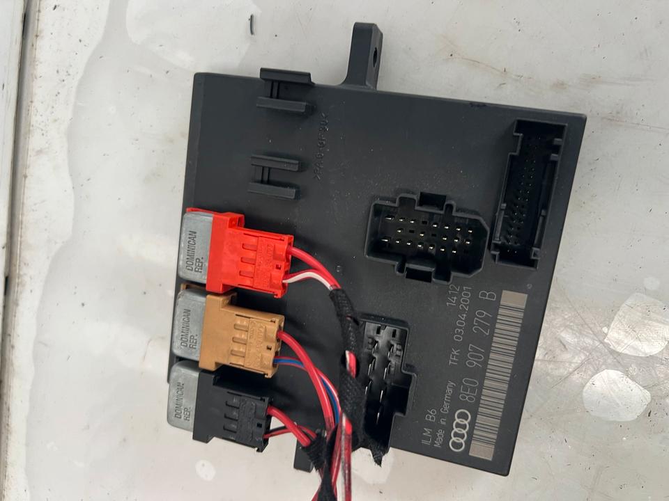Audi A4 B7 8E Steuergerät Bordnetzsteuergerät 8E0907279B – Bild 3