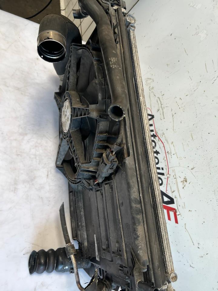 BMW 2er F45 F46 218d Kühlerpaket Wasserkühler Lüfter 7617608 – Bild 7