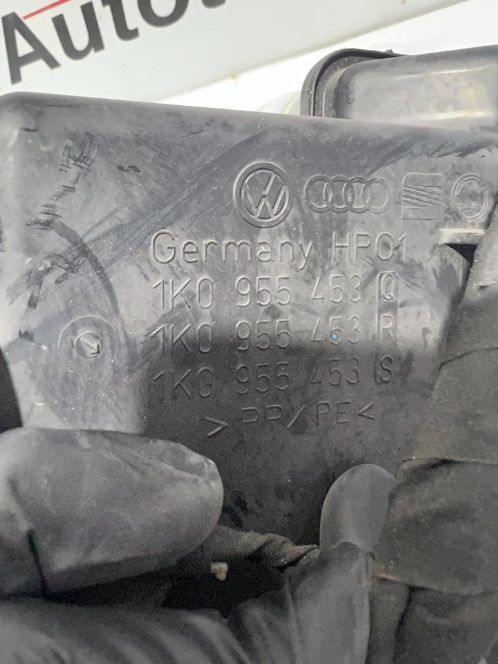VW Golf 5 V 6 VI Wischwasserbehälter Wasser Behälter 1K0955453 – Bild 7