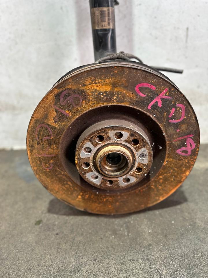 VW Passat B6 R36 Achsschenkel Radnabe Stoßdämpfer Vorne Links – Bild 4