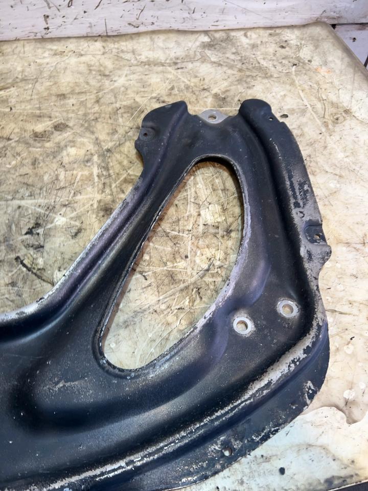 BMW 5er F10 M5 Verstärkungsplatte Hinterachse 2284341 – Bild 7