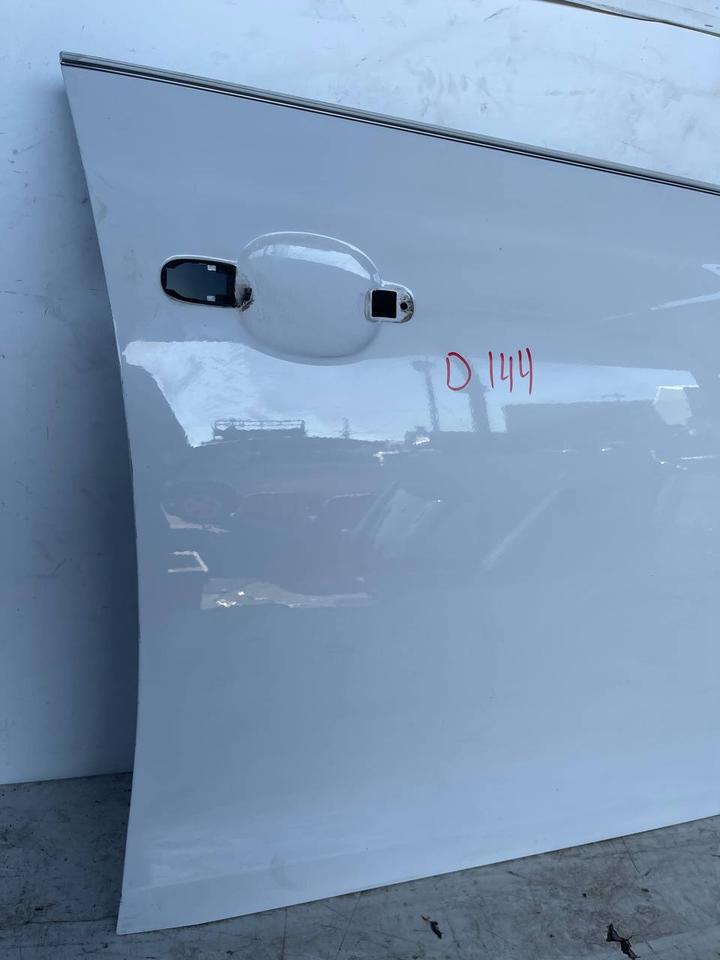 VW Golf 5 V 6 VI Variant Türblatt Türblech Vorne Rechts LB9A – Bild 4