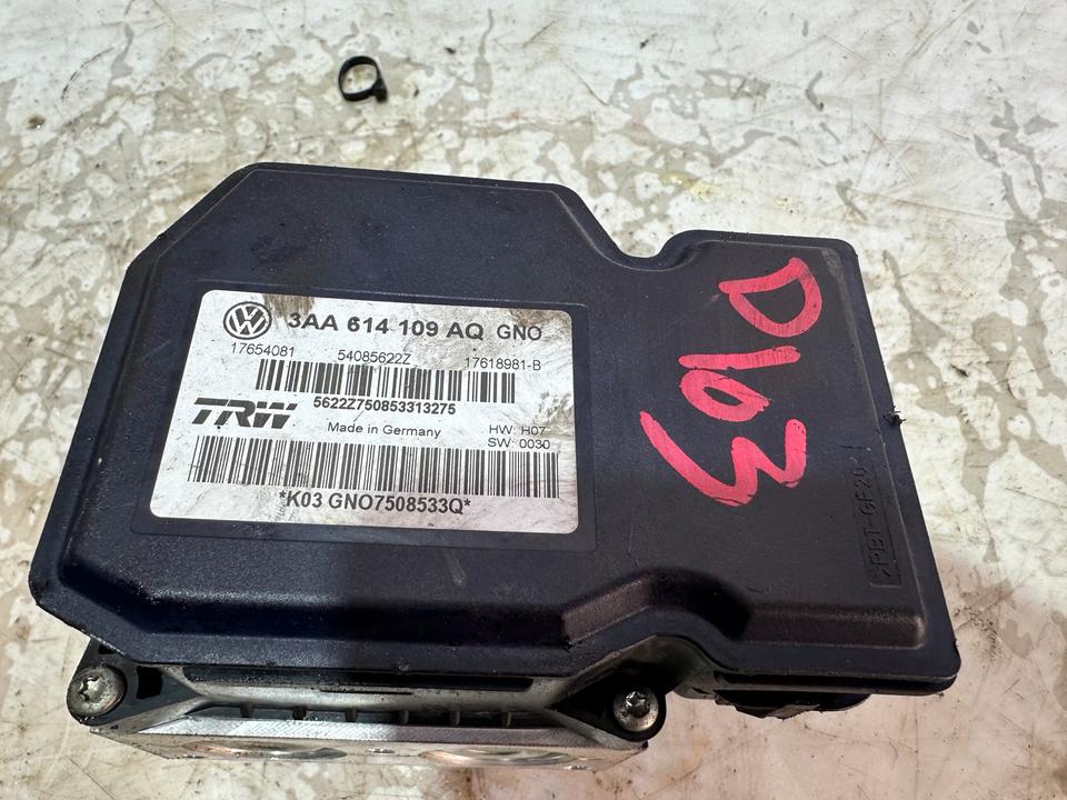 VW Passat ABS ESP Steuergerät Hydraulikblock Pumpe 1K0907379AQ – Bild 2