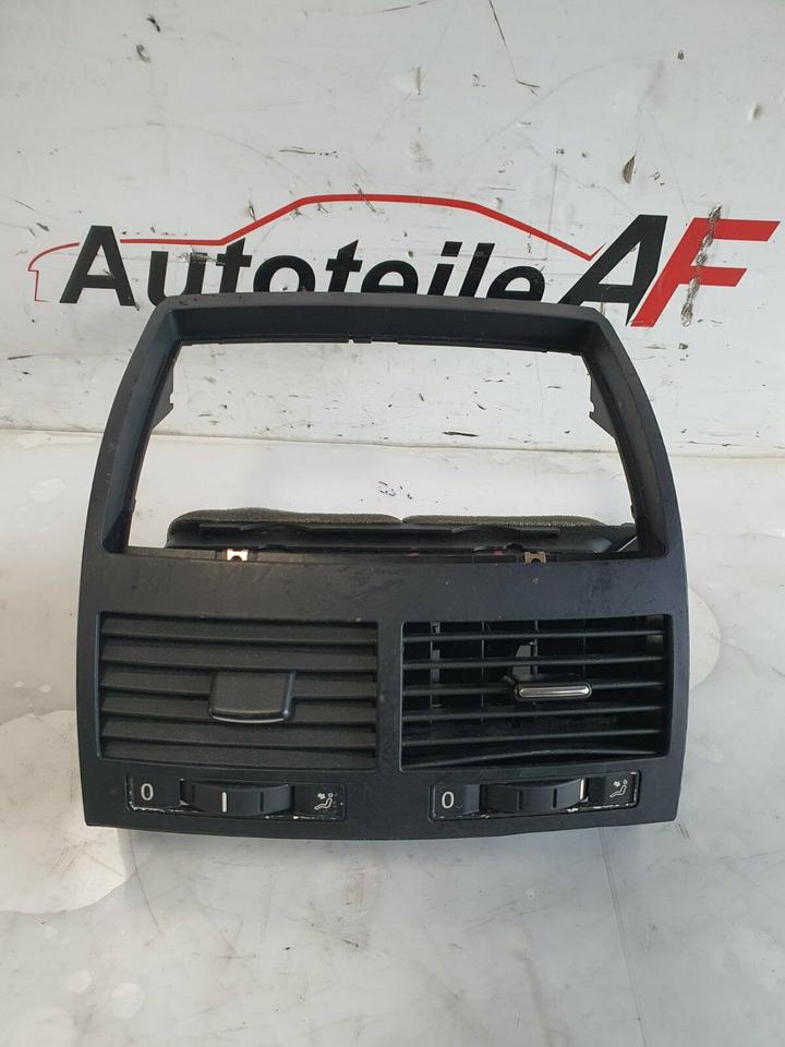 VW Touareg 7L Lüftungsgitter vorne Mittelkonsole 7L6819727